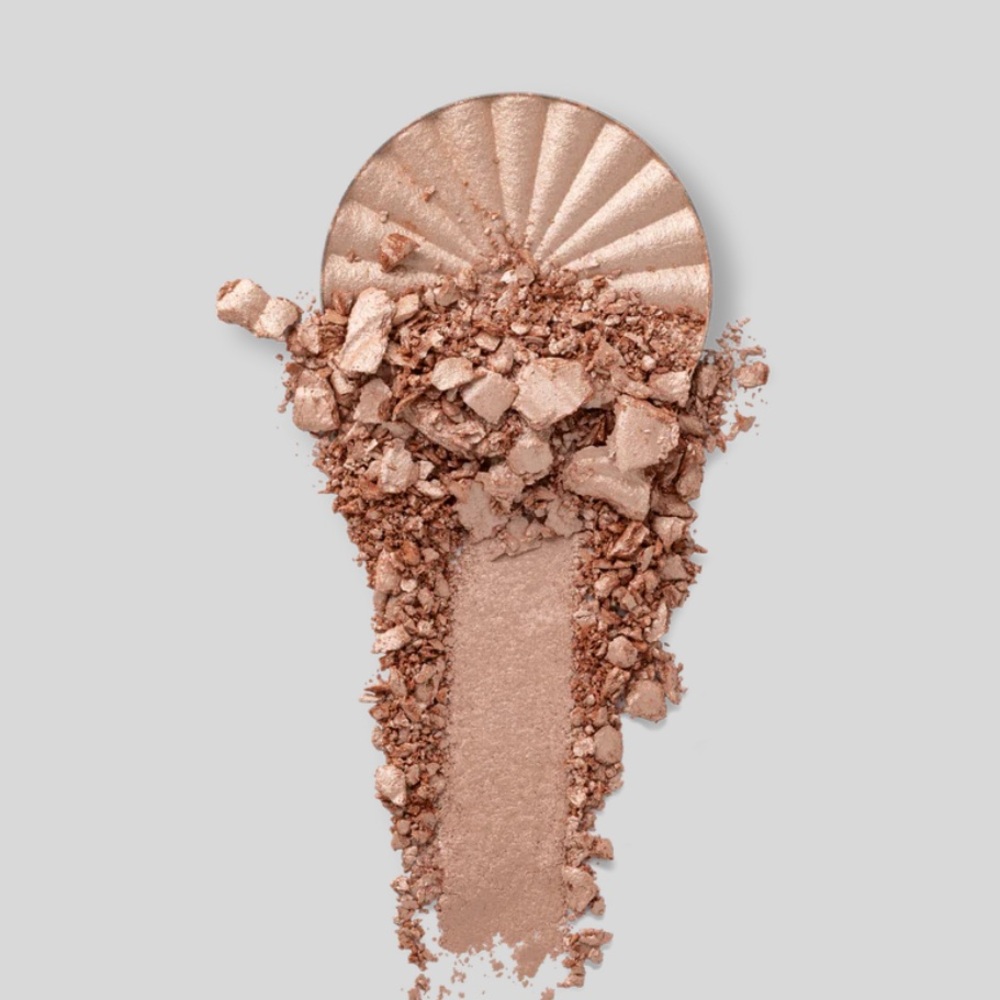 New! Ofra Shimmering Baked Highlighter Blissful in Sugar Cookies